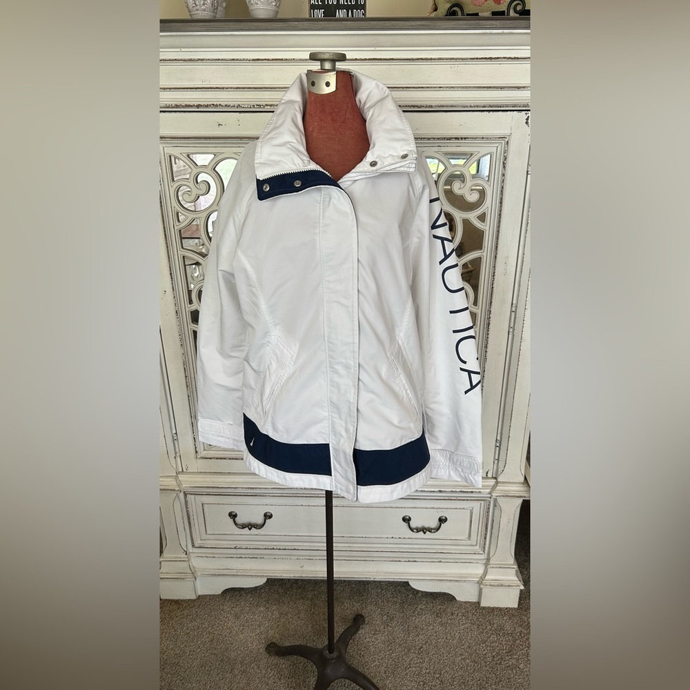 Women’s Hooded Nautica White and Navy Windbreaker (L)